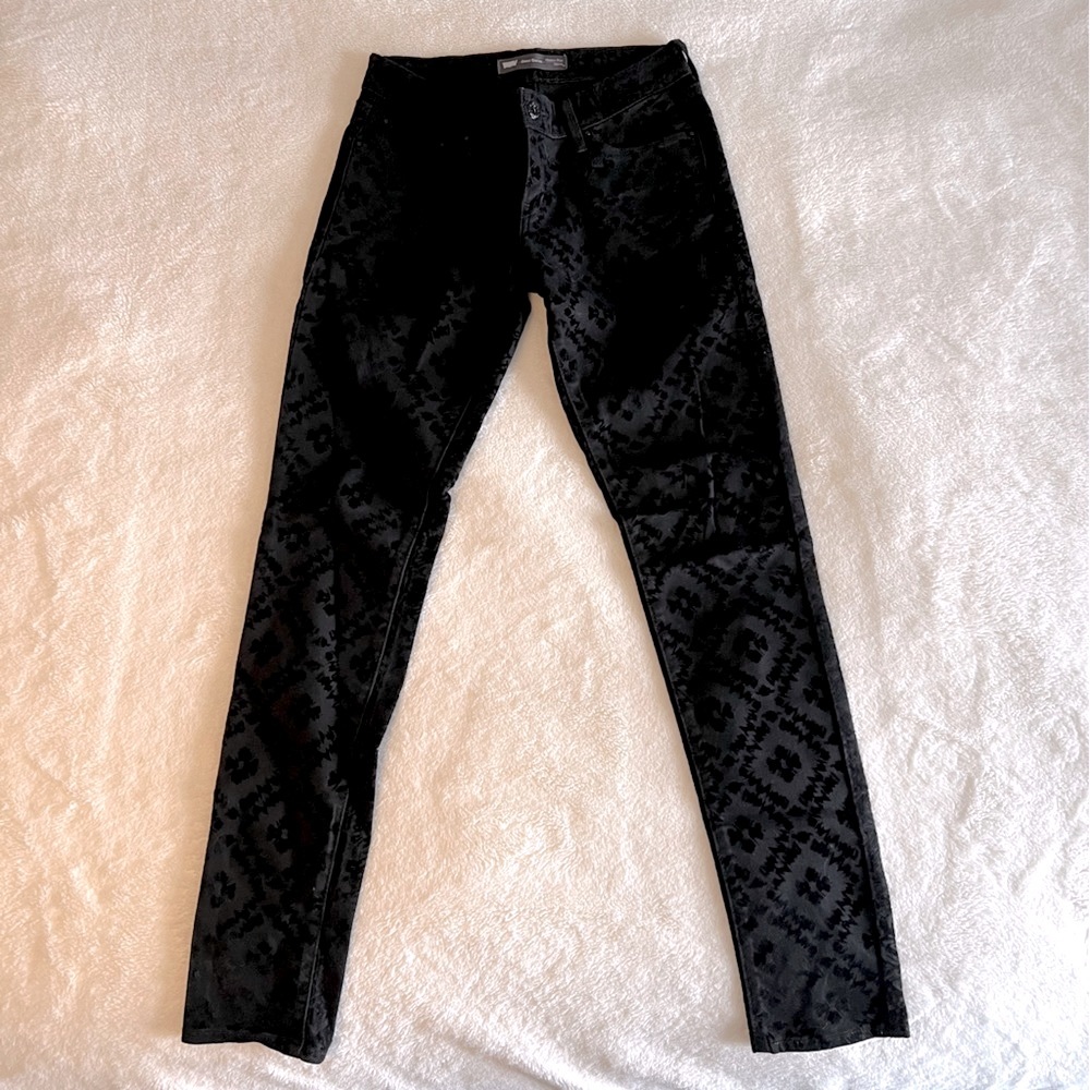 Levi’s Black Print Jeans 🖤